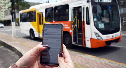 Aplicativo para Rastrear Ônibus em Tempo Real